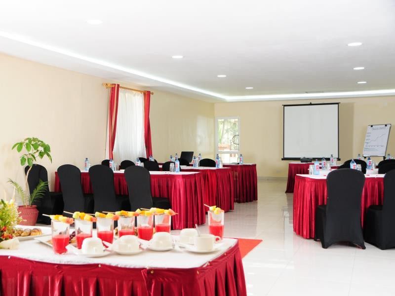The Pride Inn Srīnagar Extérieur photo